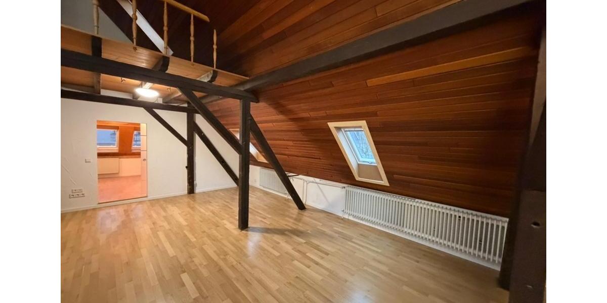 Etagenwohnung Homburg - 2 Zimmer, 65 m&sup2;, 690&euro; | Angebot:25722971