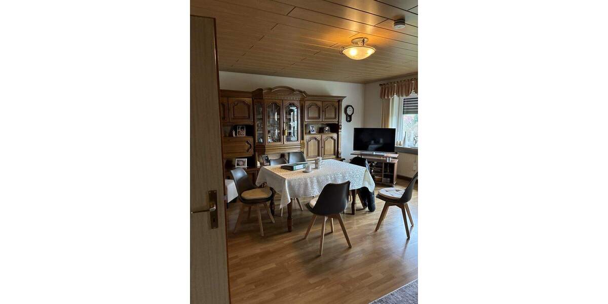 Einfamilienhaus Illingen - 6 Zimmer, 151 m&sup2;, 252.000&euro; | Angebot:25927053