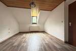 Gemütliche 3-Zimmer-Dachgeschosswohnung mit ca. 72 m² in Friedrichsthal-Bildstock - 3- Friedrichsthal | Angebot:27312609