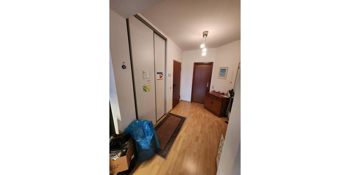 Etagenwohnung Saarbrücken West - 2 Zimmer, 70 m&sup2;, 500&euro; | Angebot:25361027