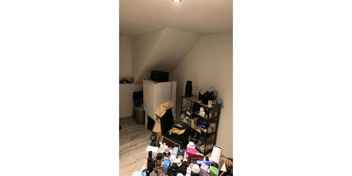 Dachgeschoßwohnung Sulzbach (Saar) - 1 Zimmer, 40 m&sup2;, 600&euro; | Angebot:25895216