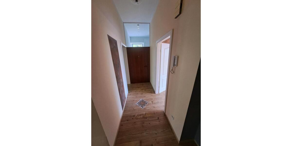 Etagenwohnung Saarlouis - 3 Zimmer, 90 m&sup2;, 900&euro; | Angebot:26698499