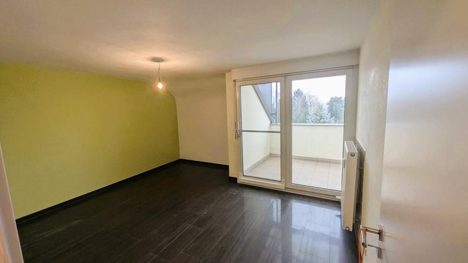 Dachgeschoßwohnung Sulzbach (Saar) - 4 Zimmer, 78 m&sup2;, 550&euro; | Angebot:25908093