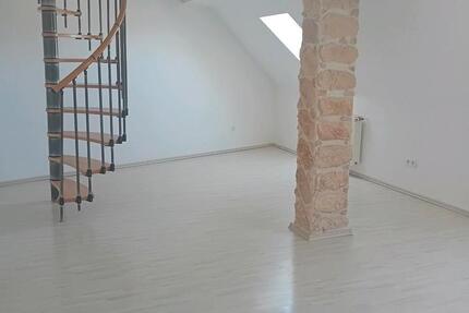 Wohnung Großrosseln - 3 Zimmer, 90 m&sup2;, 740&euro; | Angebot:25124922