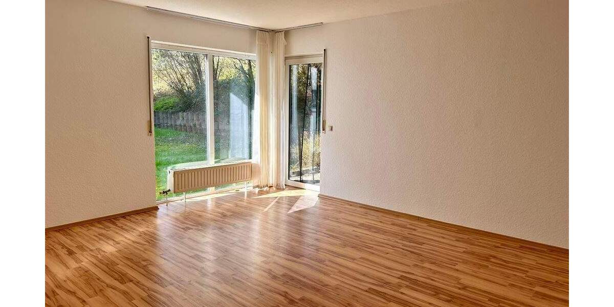 Etagenwohnung Illingen Illingen - 3 Zimmer, 79 m&sup2;, 600&euro; | Angebot:25880094