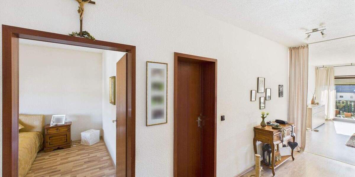 Etagenwohnung Überherrn Altforweiler - 3 Zimmer, 107 m&sup2;, 125.000&euro; | Angebot:25879116