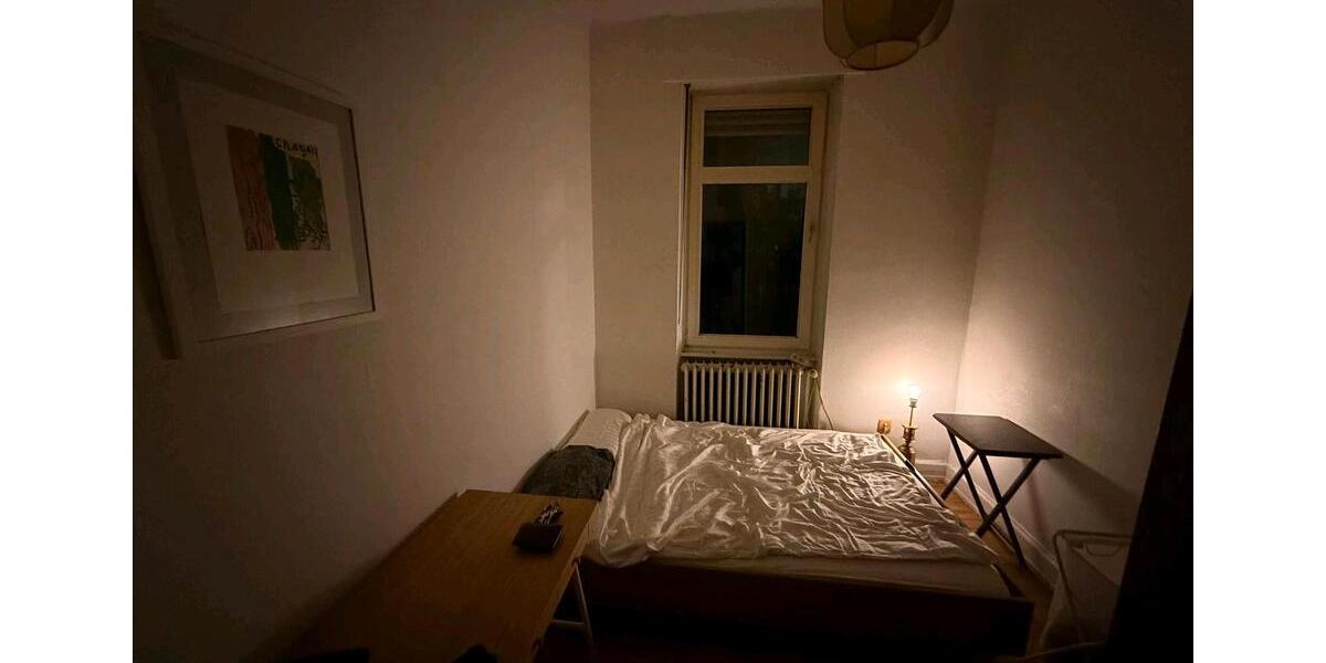 Erdgeschoßwohnung Saarbrücken - 4 Zimmer, 100 m&sup2;, 820&euro; | Angebot:25440197