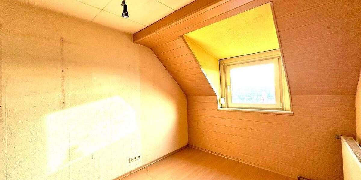 Einfamilienhaus Quierschied - 6 Zimmer, 148 m&sup2;, 114.900&euro; | Angebot:25771919