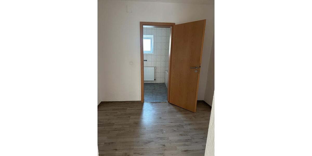 Einfamilienhaus Neunkirchen - 4 Zimmer, 110 m&sup2;, 1.350&euro; | Angebot:26120745