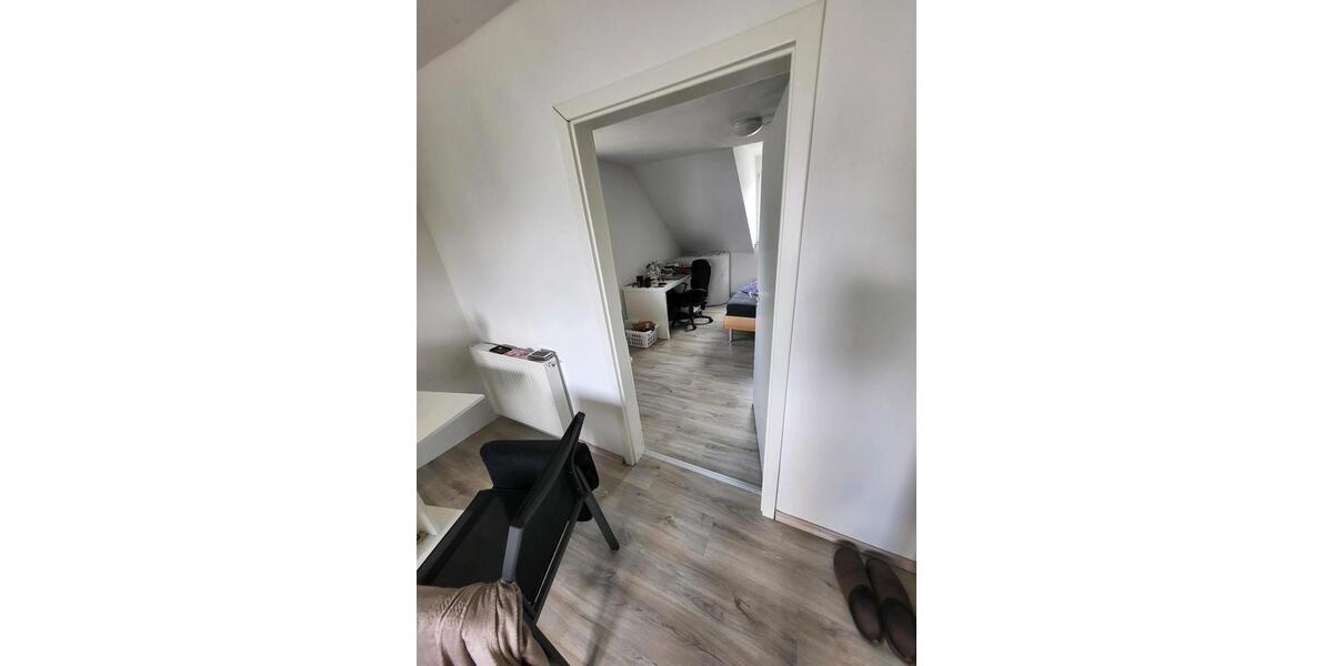 Dachgeschoßwohnung Sulzbach (Saar) - 1 Zimmer, 40 m&sup2;, 600&euro; | Angebot:25720758