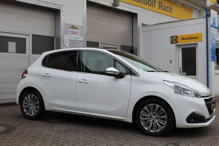 Peugeot 208 38.685 km 12.900 &euro; Ensdorf 66806