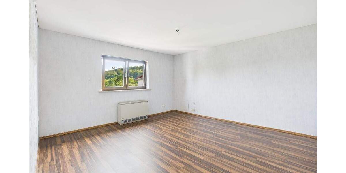 Mehrfamilienhaus, Wohnhaus Quierschied - 9 Zimmer, 234 m&sup2;, 195.000&euro; | Angebot:25799966