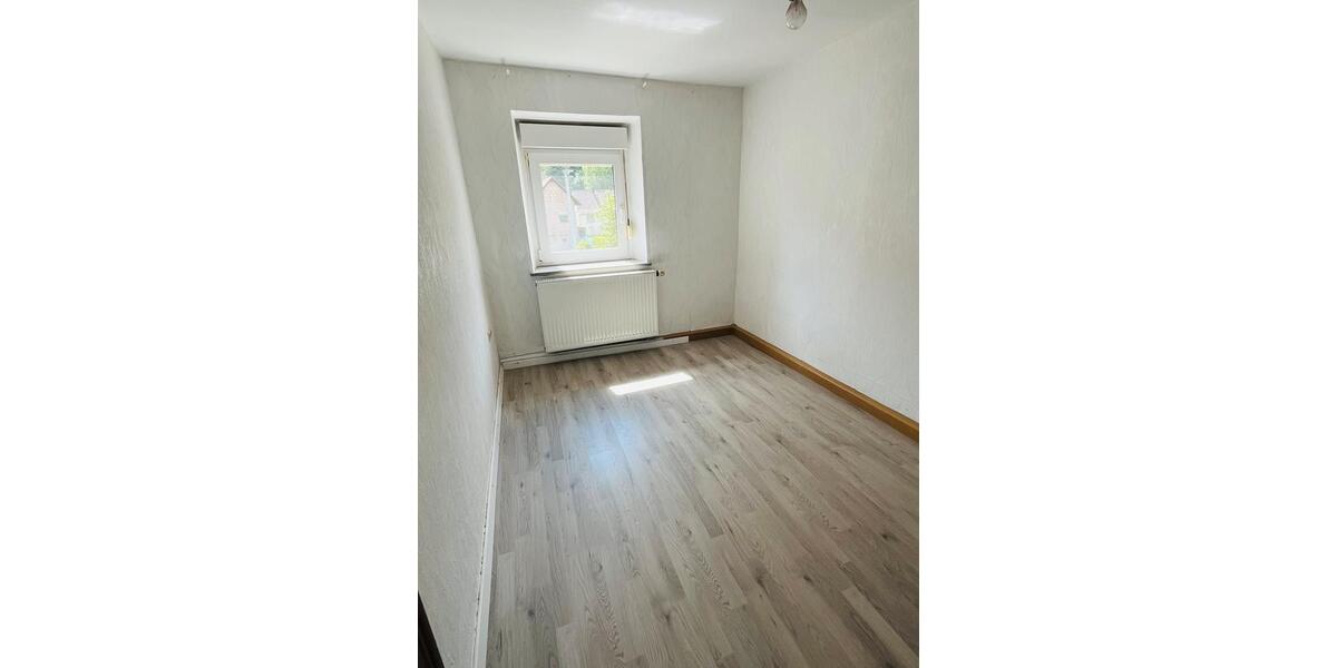 Einfamilienhaus Blieskastel - 5 Zimmer, 85 m&sup2;, 135.000&euro; | Angebot:25325867