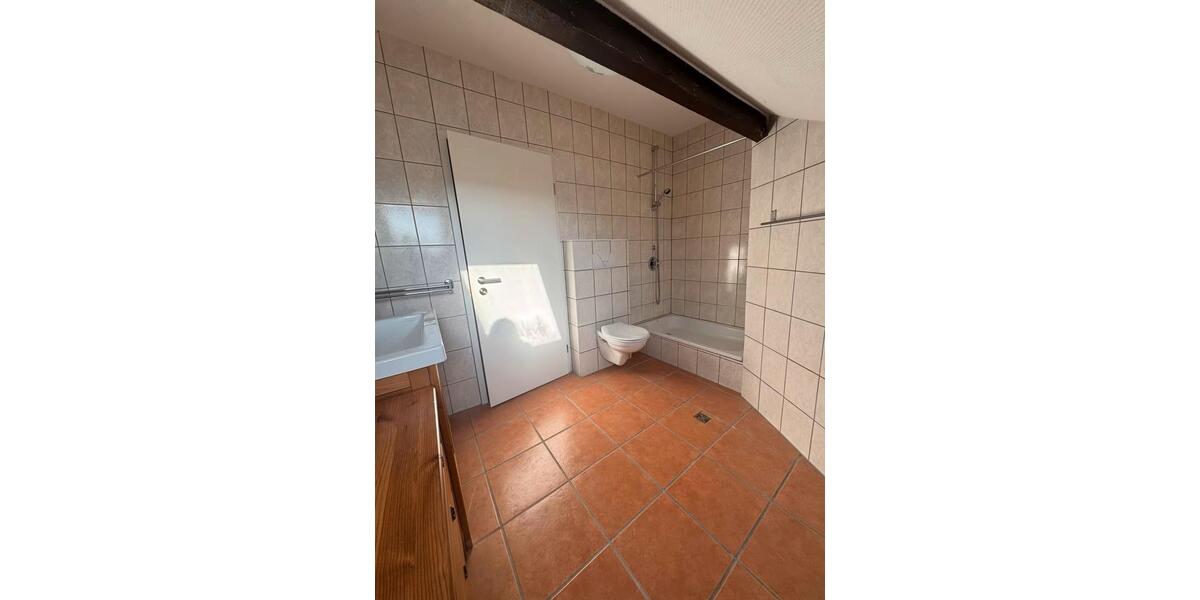 Etagenwohnung Saarbrücken Ensheim - 3 Zimmer, 70 m&sup2;, 650&euro; | Angebot:26634091