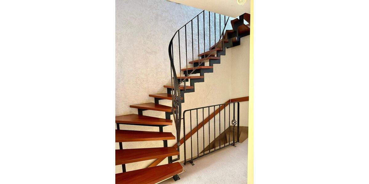 Reihenmittelhaus Ensdorf - 5 Zimmer, 130 m&sup2;, 219.000&euro; | Angebot:25657434