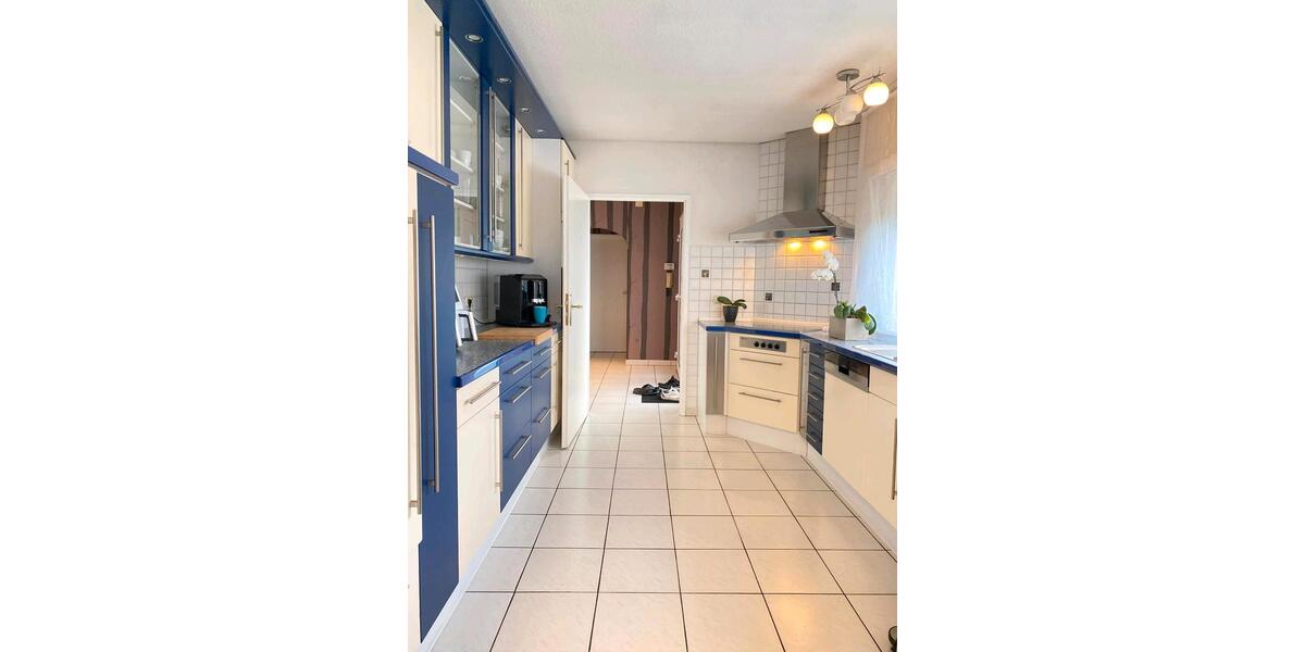 Etagenwohnung Neunkirchen - 5 Zimmer, 200 m&sup2;, 220.000&euro; | Angebot:25841499