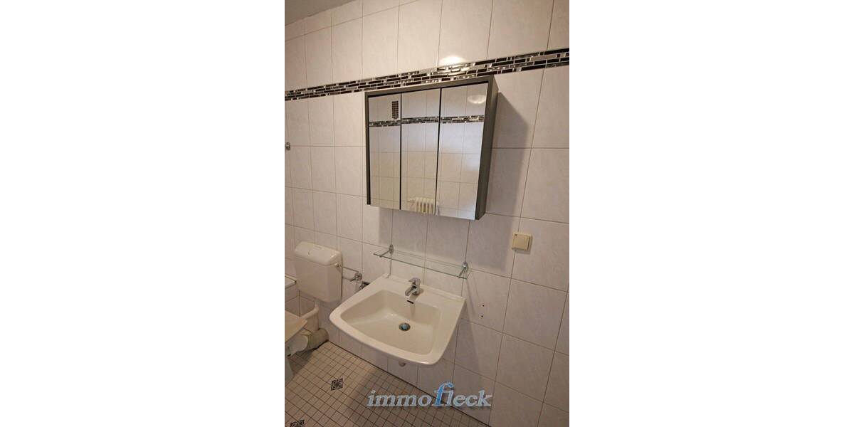 Etagenwohnung Saarbrücken Dudweiler - 4 Zimmer, 89 m&sup2;, 138.000&euro; | Angebot:26795957
