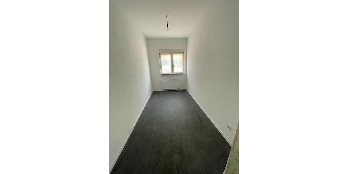 Etagenwohnung Dillingen (Saar) - 2 Zimmer, 60 m&sup2;, 600&euro; | Angebot:25228052