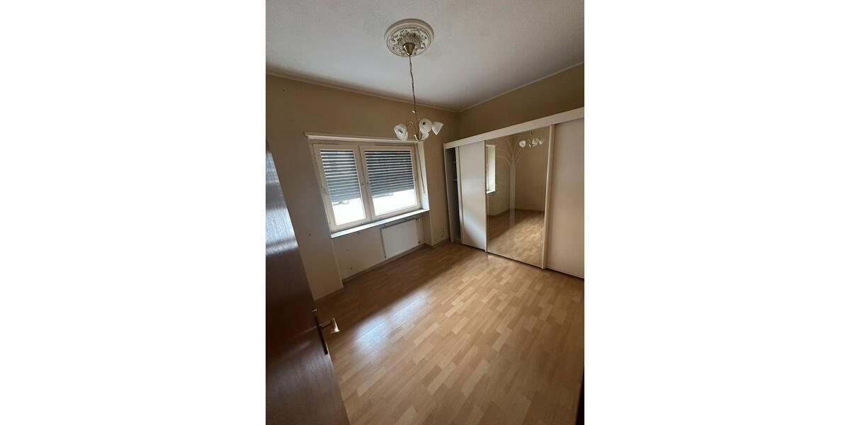 Reihenhaus Völklingen - 6 Zimmer, 150 m&sup2;, 249.000&euro; | Angebot:25390859