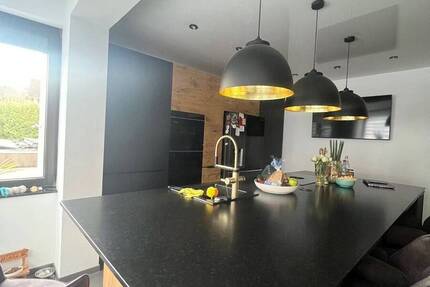 Haus Großrosseln Karlsbrunn - 9 Zimmer, 225 m&sup2;, 549.000&euro; | Angebot:25996151