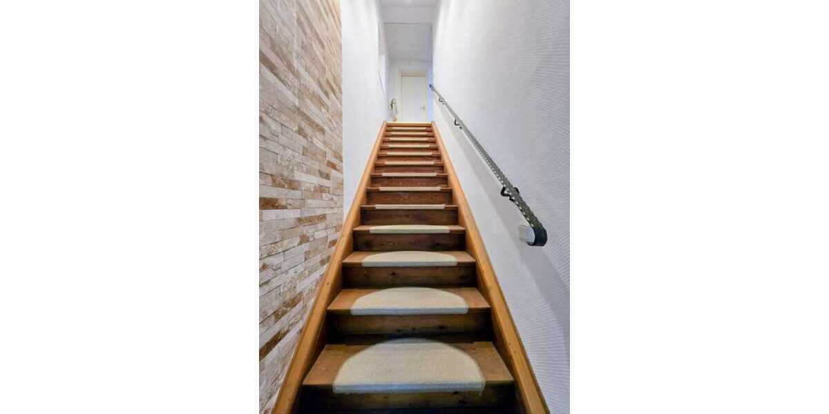 2-Familienhaus mit attraktiver Gewerbefläche in prominenter Lage - Mehrfamilienhaus, Wohnhaus Homburg | Angebot:27003328