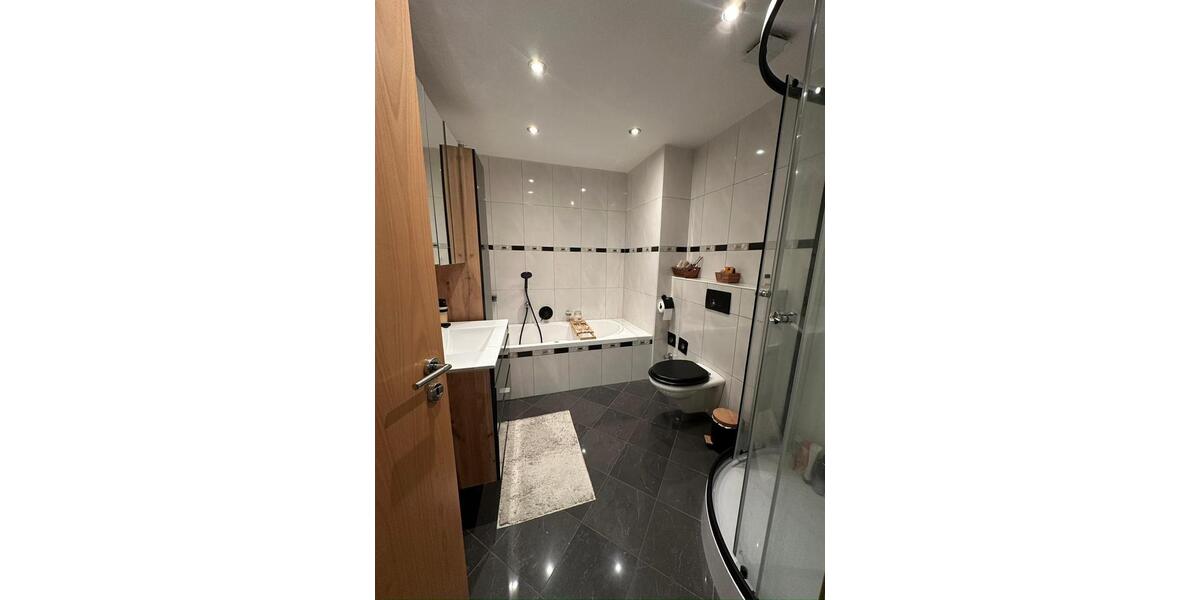 Etagenwohnung Sankt Ingbert - 3 Zimmer, 105 m&sup2;, 1.100&euro; | Angebot:26638710