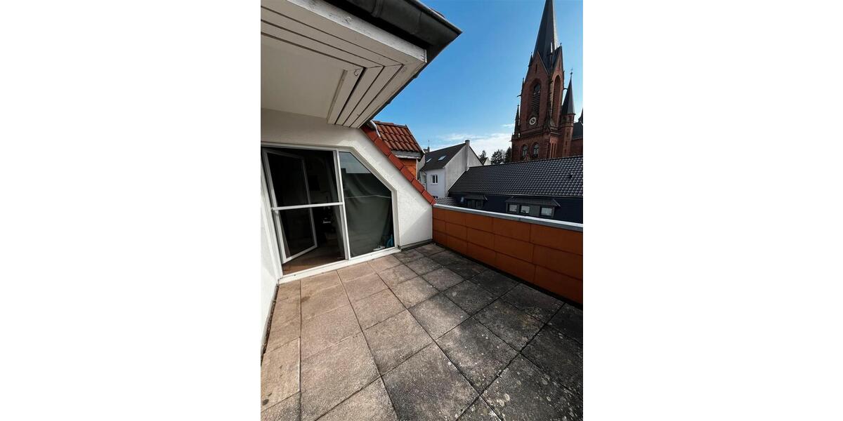 Dachgeschoßwohnung Sankt Ingbert - 3 Zimmer, 76 m&sup2;, 690&euro; | Angebot:25752349