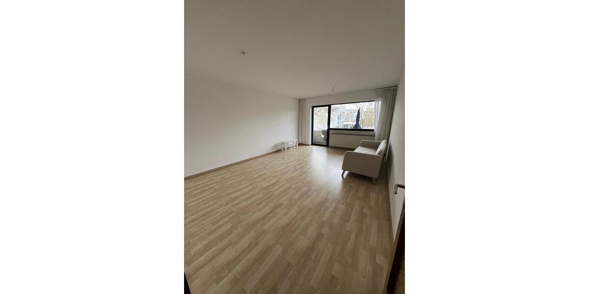 Etagenwohnung Homburg - 2 Zimmer, 86 m&sup2;, 800&euro; | Angebot:25996069