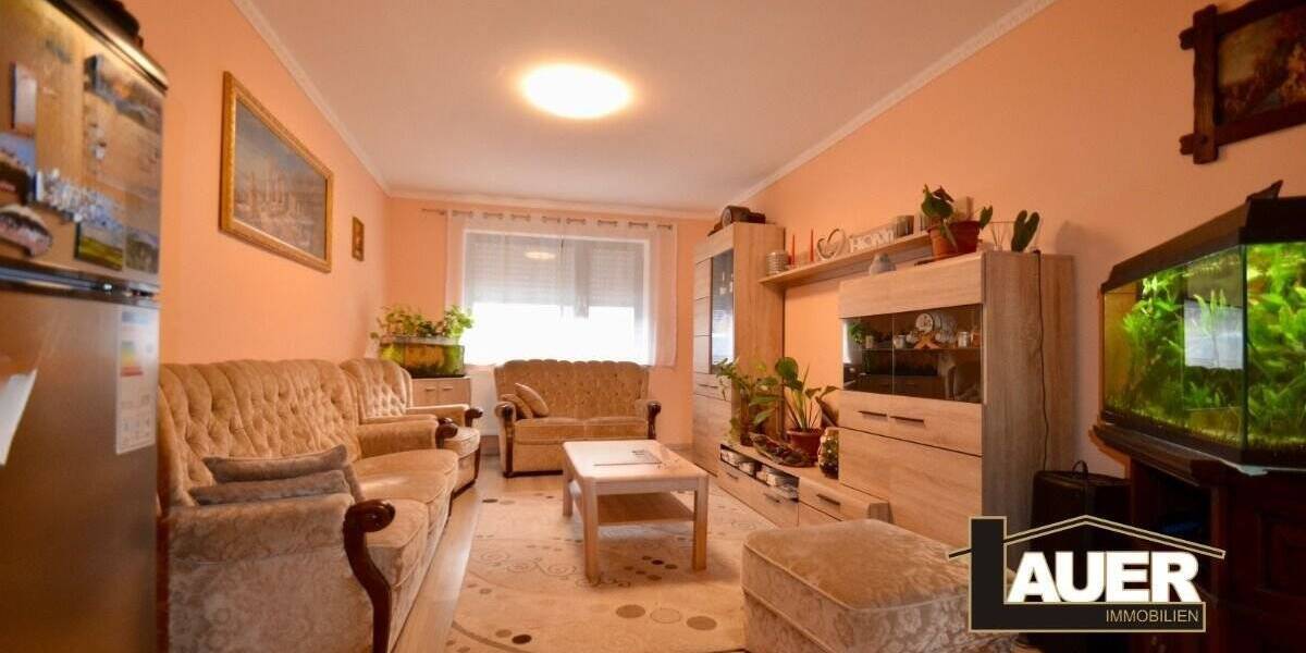 Einfamilienhaus Wadgassen Differten - 5 Zimmer, 137 m&sup2;, 200.000&euro; | Angebot:25666079