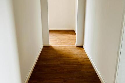 Wohnung Heusweiler - 5 Zimmer, 100 m&sup2;, 700&euro; | Angebot:25944433