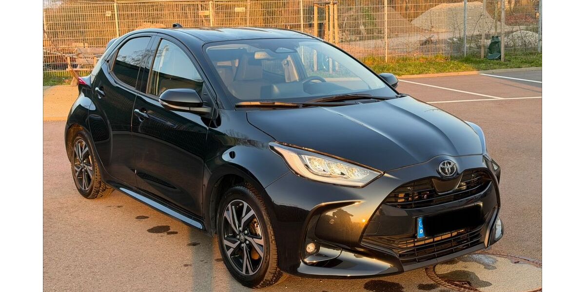 Toyota Yaris 7.300 km 23.500 &euro; Überherrn 66802