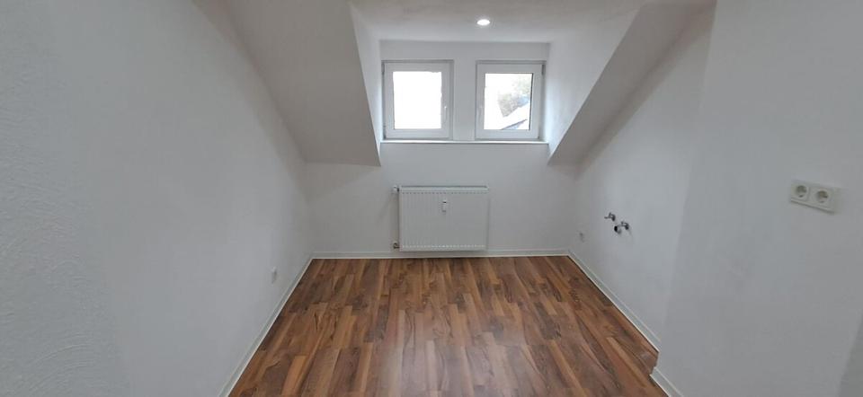 Dachgeschoßwohnung Sankt Wendel - 1 Zimmer, 80 m&sup2;, 750&euro; | Angebot:25053195