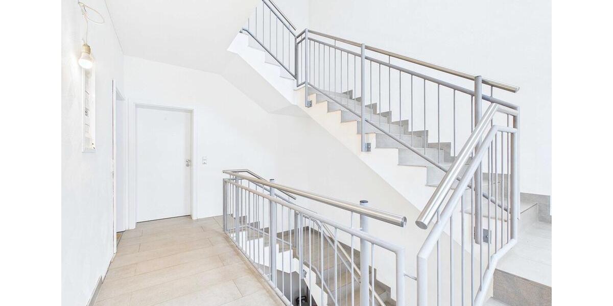 Etagenwohnung Saarlouis - 3 Zimmer, 117 m&sup2;, 1.150&euro; | Angebot:25782412