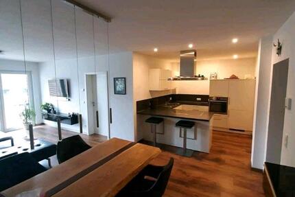 Wohnung Saarwellingen - 2 Zimmer, 66 m&sup2;, 200.000&euro; | Angebot:27642410