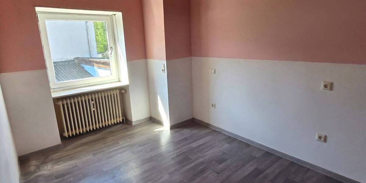 Reihenendhaus Zweibrücken / Mittelbach Mittelbach - 8 Zimmer, 180 m&sup2;, 159.000&euro; | Angebot:26411464