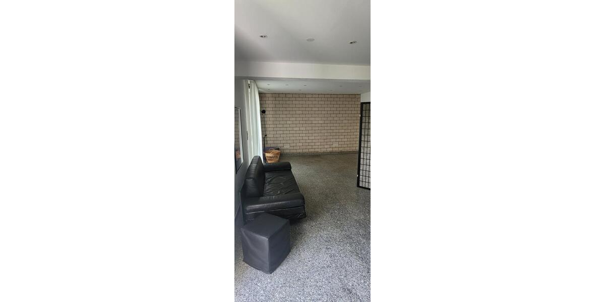 Erdgeschoßwohnung Saarbrücken Eschberg - 1 Zimmer, 60 m&sup2;, 500&euro; | Angebot:24399069