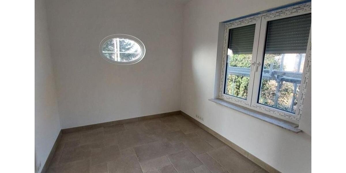 Maisonettenwohnung Zweibrücken - 5 Zimmer, 149 m&sup2;, 1.300&euro; | Angebot:26427092