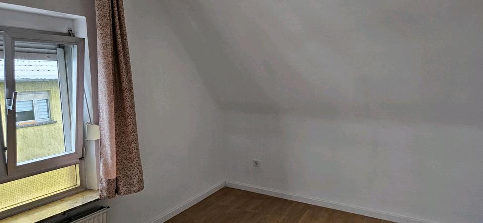 Etagenwohnung Saarbrücken Dudweiler - 2 Zimmer, 60 m&sup2;, 500&euro; | Angebot:24296365