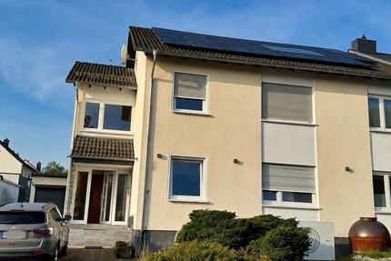 Haus Sankt Ingbert - 8 Zimmer, 176 m&sup2;, 440.000&euro; | Angebot:26488041