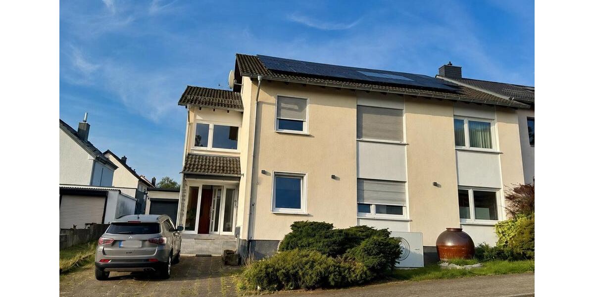 Mehrfamilienhaus, Wohnhaus Sankt Ingbert - 8 Zimmer, 176 m&sup2;, 440.000&euro; | Angebot:26488041