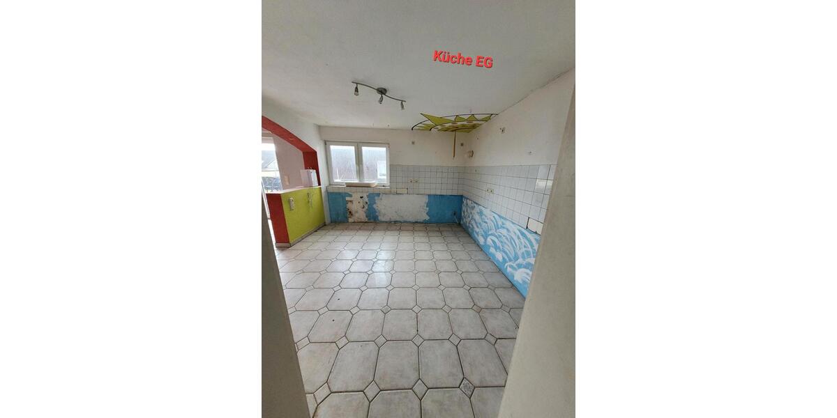 Einfamilienhaus Dillingen (Saar) - 7 Zimmer, 130 m&sup2;, 160.000&euro; | Angebot:27102518