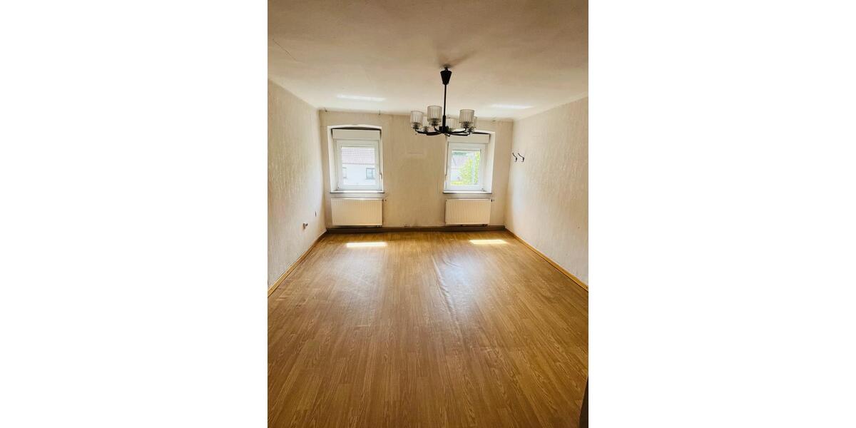 Einfamilienhaus Blieskastel - 5 Zimmer, 85 m&sup2;, 135.000&euro; | Angebot:25325867