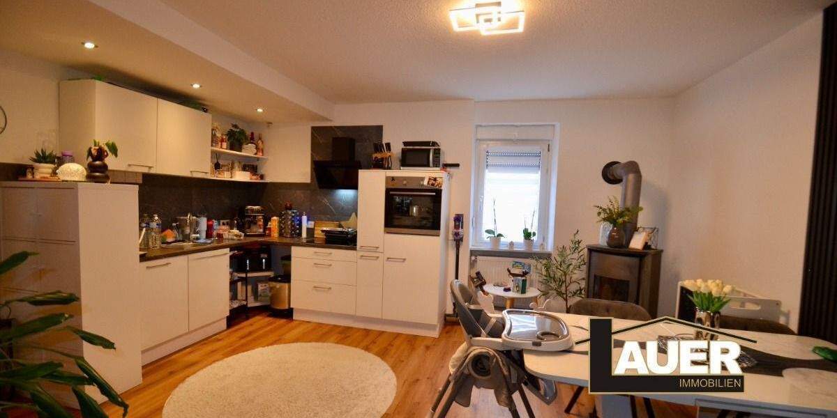 Einfamilienhaus Saarbrücken Altenkessel - 6 Zimmer, 144 m&sup2;, 245.000&euro; | Angebot:25729526