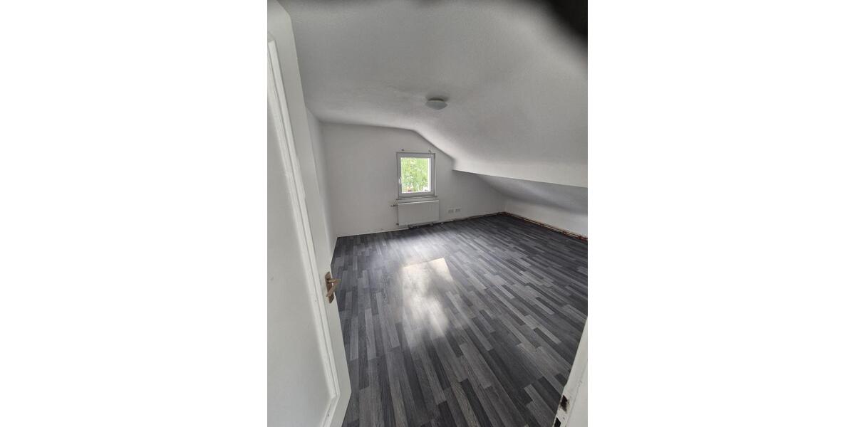 Einfamilienhaus Saarlouis - 5 Zimmer, 80 m&sup2;, 170.000&euro; | Angebot:26705672