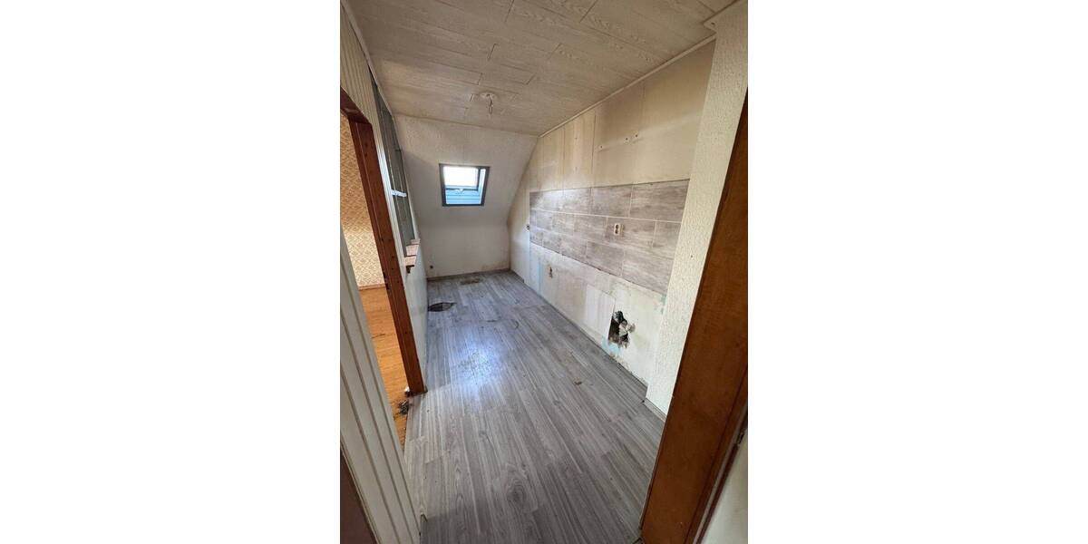 Einfamilienhaus Schmelz / Limbach Limbach - 4 Zimmer, 127 m&sup2;, 85.000&euro; | Angebot:25705075