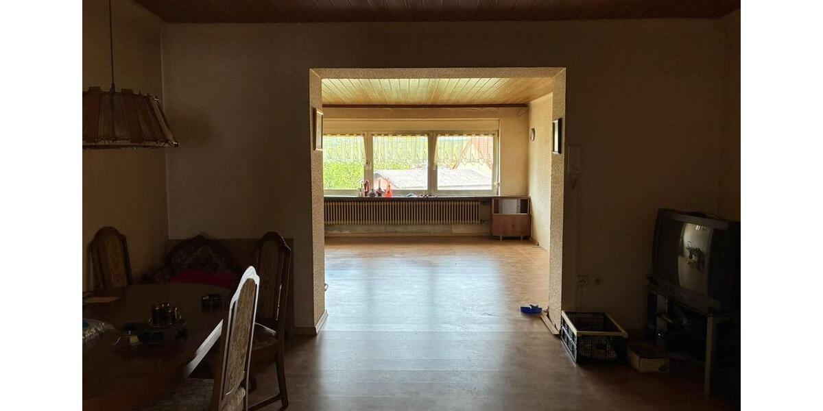 Einfamilienhaus Sankt Wendel - 7 Zimmer, 90 m&sup2;, 125.000&euro; | Angebot:26483010