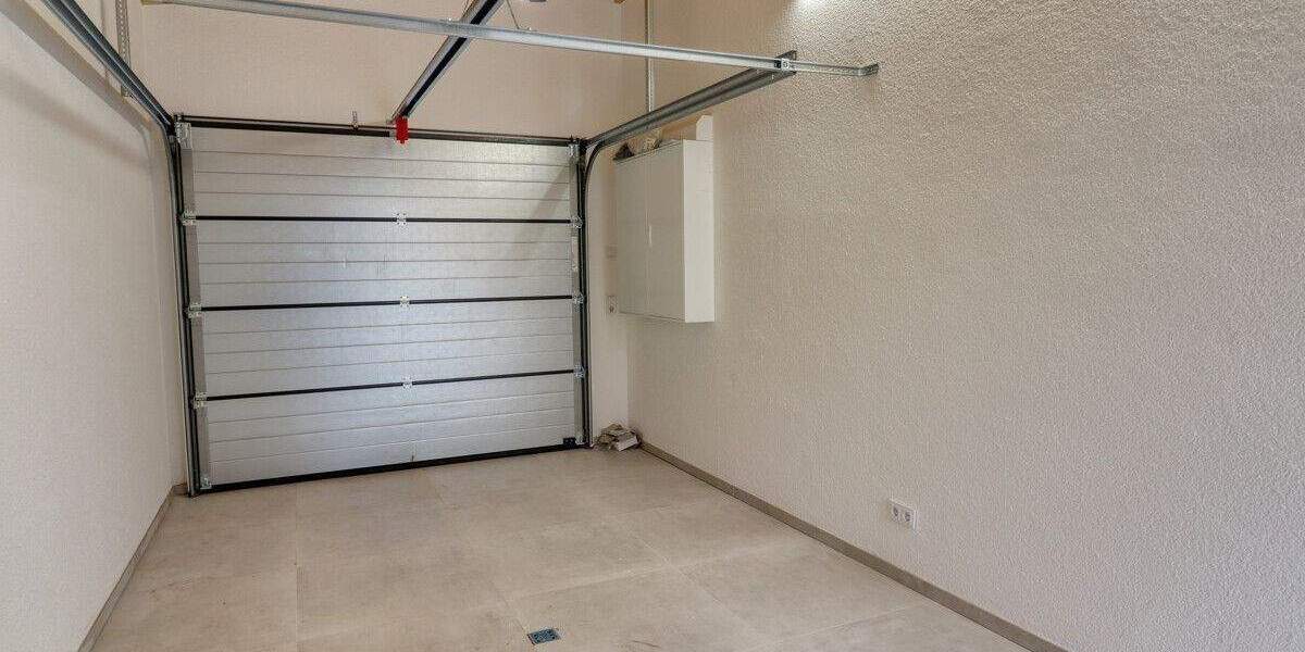 Etagenwohnung Sankt Ingbert / Rohrbach Rohrbach - 5 Zimmer, 200 m&sup2;, 1.900&euro; | Angebot:25690719