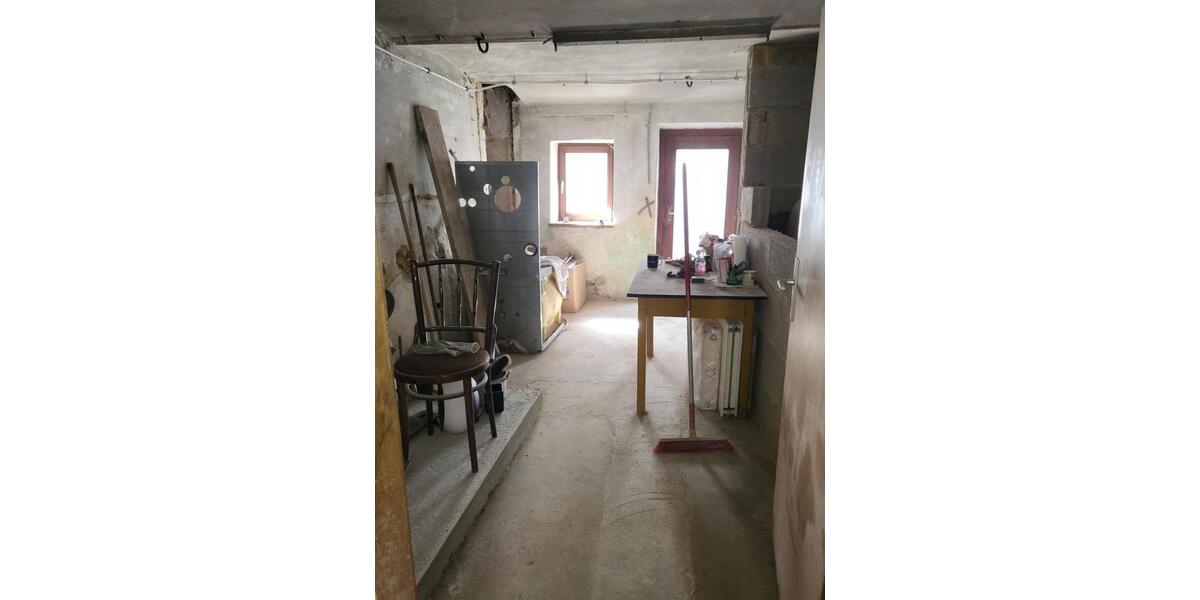 Einfamilienhaus Blieskastel - 2 Zimmer, 70 m&sup2;, 87.000&euro; | Angebot:24885803