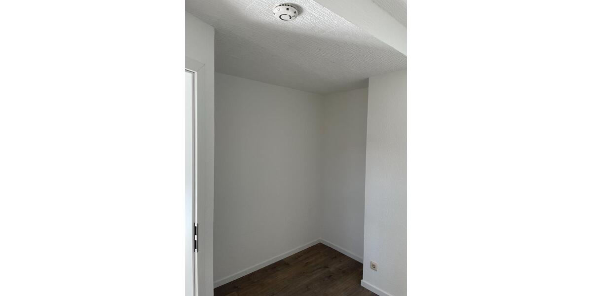 Etagenwohnung Völklingen - 3 Zimmer, 70 m&sup2;, 490&euro; | Angebot:25436217