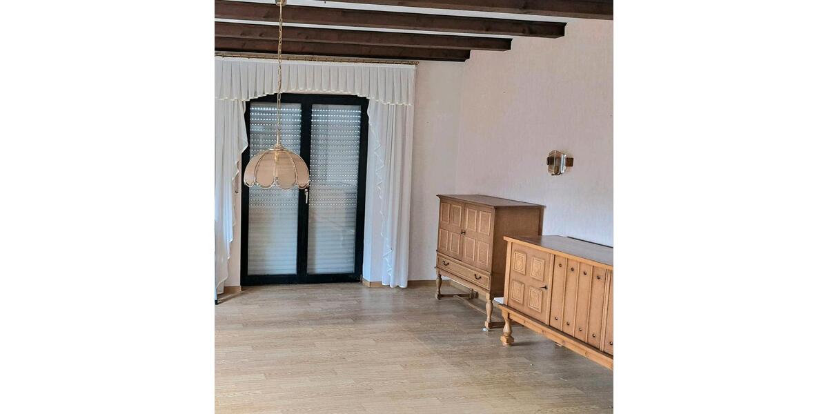Einfamilienhaus Sankt Wendel - 8 Zimmer, 221 m&sup2;, 268.500&euro; | Angebot:25427228